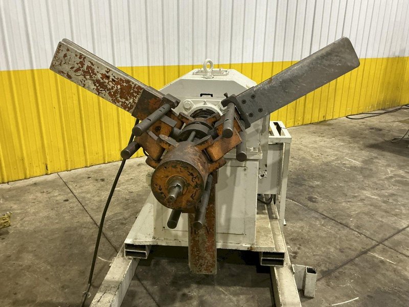 6,000 LB X 12" W DURANT MODEL #MD601 MOTORIZED COIL REEL UNCOILER: YOBRO #24810