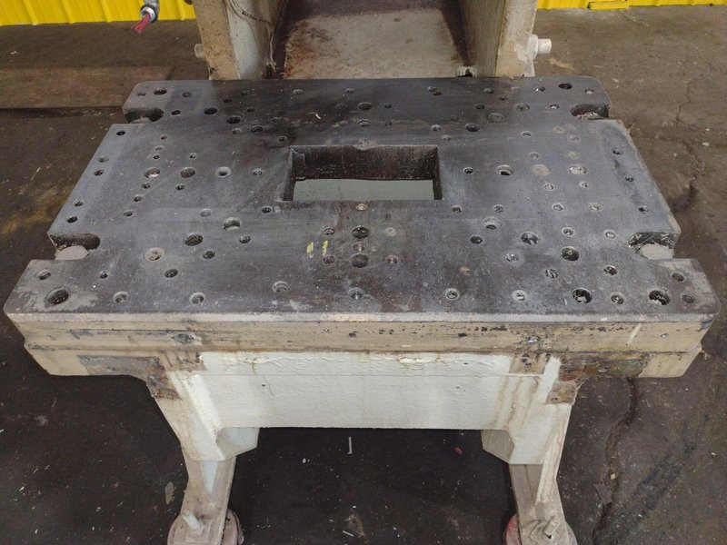 60 TON NIAGARA MODEL #M60 OBI STAMPING PRESS, 4&quot; STROKE: STOCK #19179
