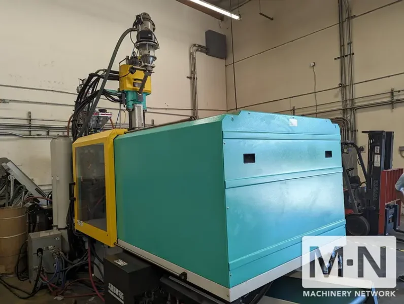 242 TON ARBURG MODEL570S2200-800/100 2-COLOR INJECTION MOLDING MACHINE MFG DEC 2018