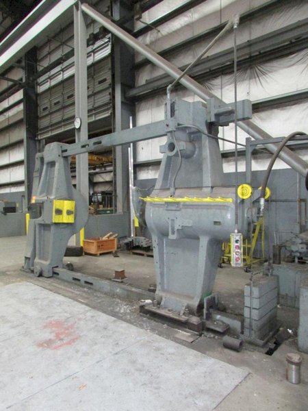 300 TON NILES-BEMENT HYDRAULIC HORIZONTAL WHEEL PRESS. STOCK # 0311123