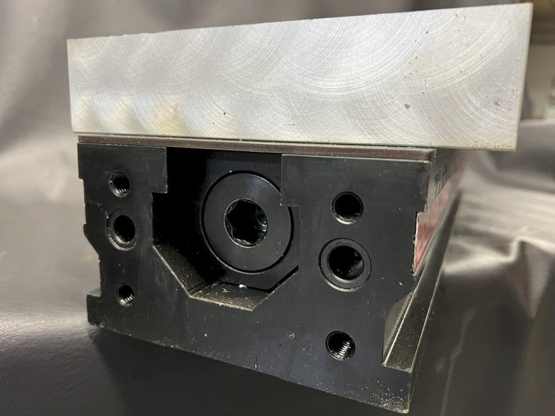 Chick MBAS1550 Qwik-Lok Double Lock CNC Vise | 6" Width