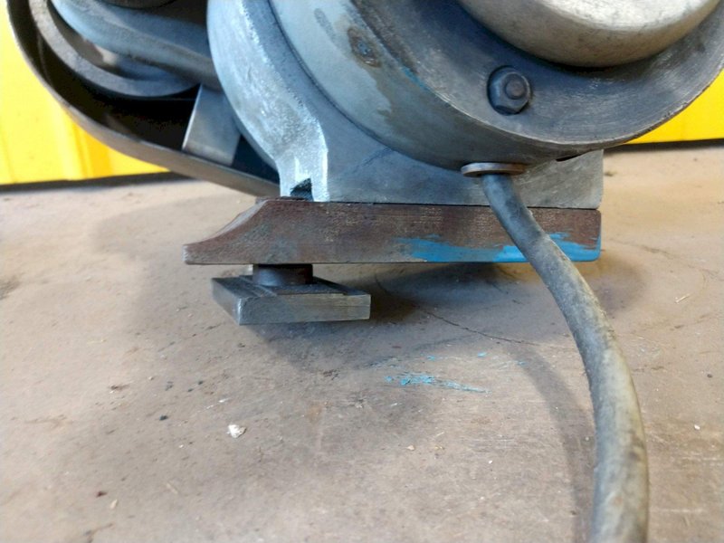 7500 RPM THEMAC MODEL J TOOL POST GRINDER FOR LATHE: STOCK #13186