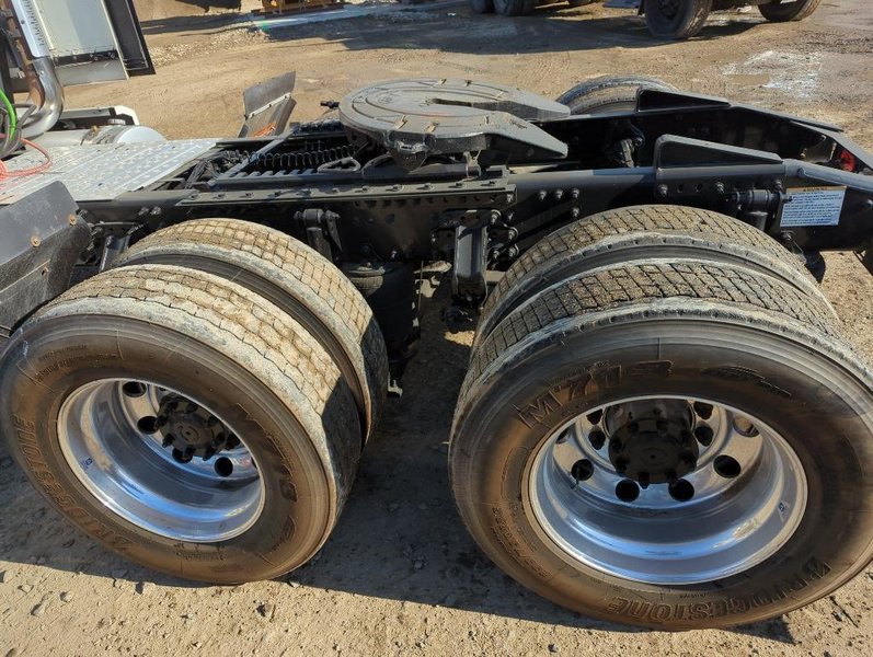 2023 Mack Anthem 1M1AN4GY9PM033963