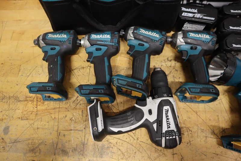 Makita XDT13 Brushless Impacts (4), XFD01 Drill, LED Light &amp; Bag w/ Batteries &amp; Chargers- Auction Item