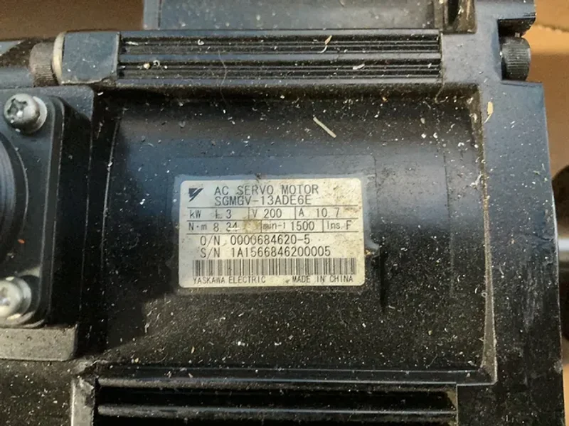 Yaskawa Electric 1500 Rpm Ac Servo Motor  -  Sgmgv-13ade6e