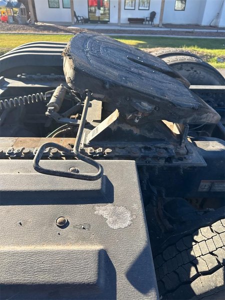 2020 Freightliner Cascadia 1FUJHHDV9LLLC1673