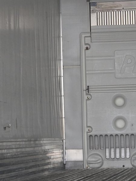 2022 Utility 53 x 102 1UYVS2534N2632821