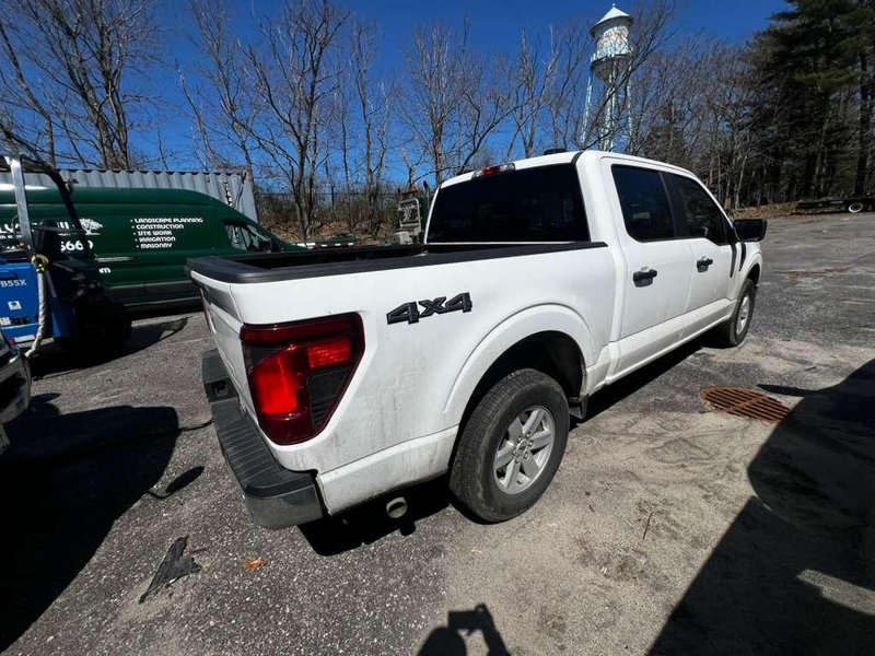 Ford F-150 Pickup Truck, 2024 – 4×4 Crew Cab – Clean Late Model Work