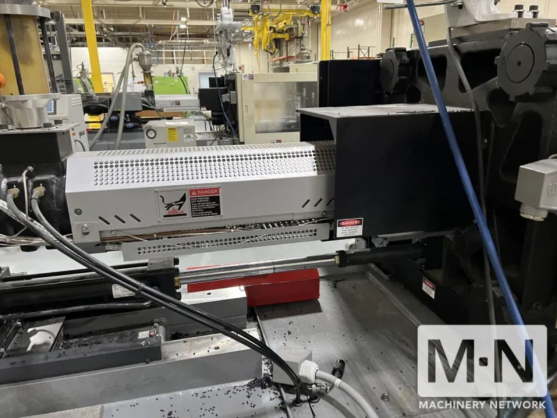 121 TON 3.4 OZ NISSEI MODEL FNX110III-12A INJECTION MOLDING MACHINE MFG 2018