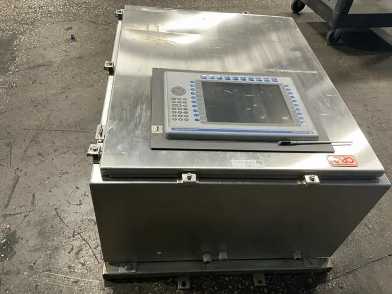 HOFFMAN, ALLEN-BRADLEY CONTROL PANEL BOX WITH PANELVIEW 1250   -  PANELVIEW PLUS 1250