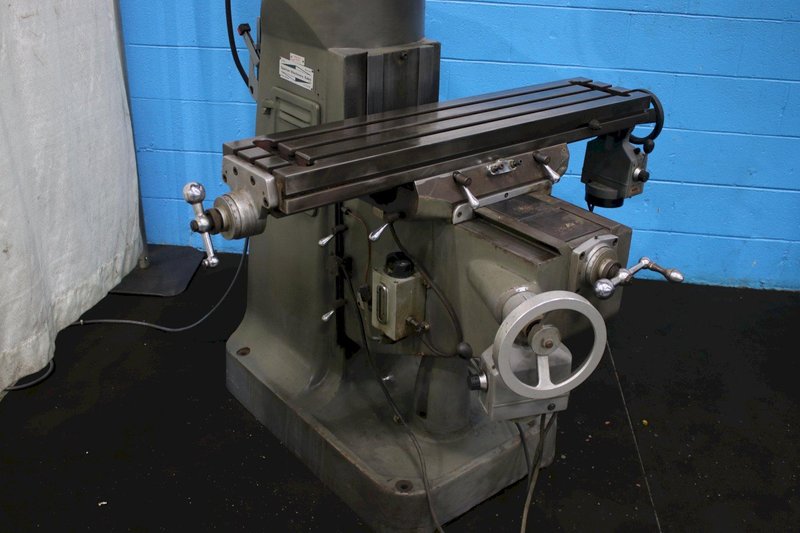 3 HP COMET VERTICAL RAM TYPE MILL: STOCK #74598