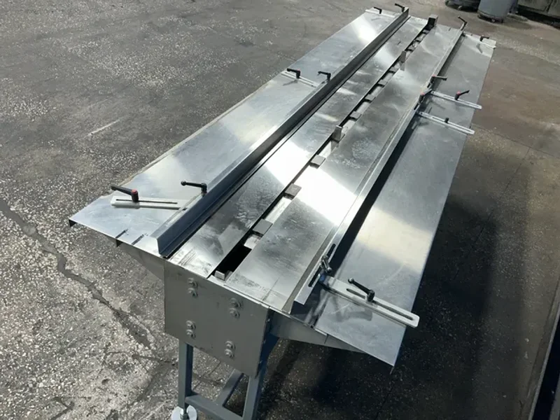 15” X 120” Chain Conveyor
