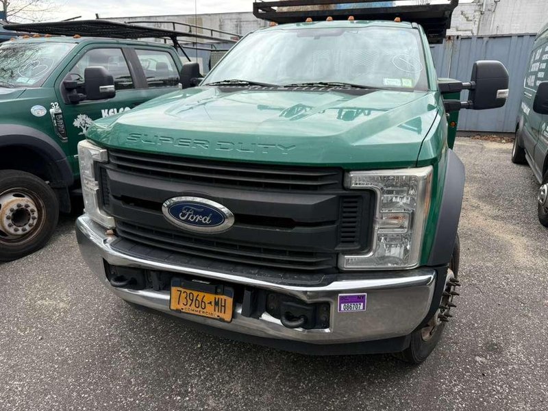 Ford F-450 Utility Truck, 2017 – 6.7L Power Stroke Diesel, Service Body, Dual Rear Wheel, Crew Cab,