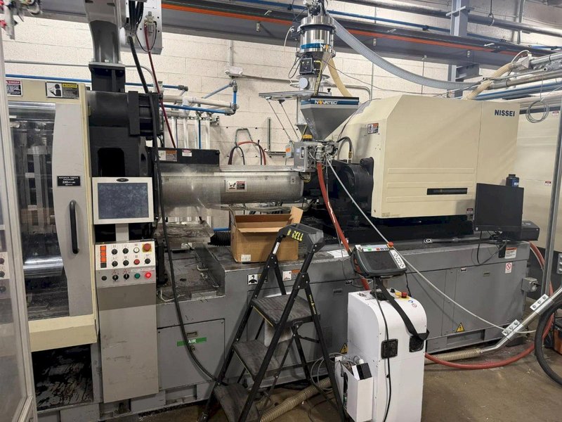Nissei Used NEX360IV-100LE Electric Injection Molding Machine, 397 Ton, 26 oz., yr. 2006
