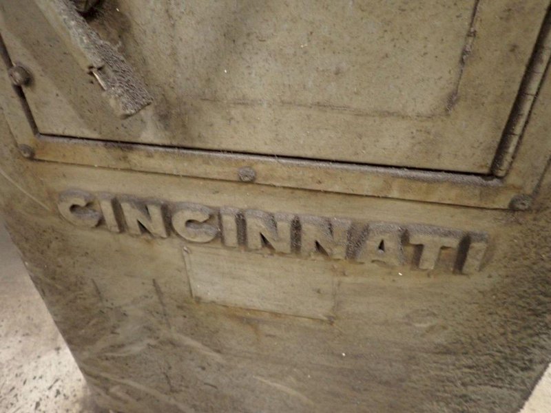 CINCINNATI #2 TOOL AND CUTTER GRINDER: YOBRO #24279