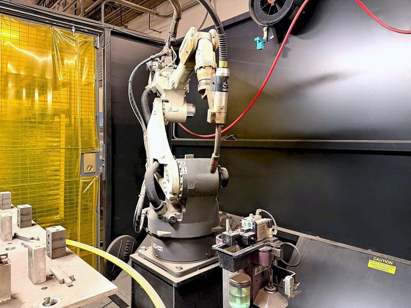 Miller PerformArc PA750S Robotic Welding Cell