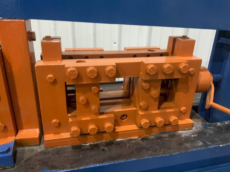 90 TON SCOTCHMAN HYDRAULIC IRON WORKER #9012: STOCK #80932