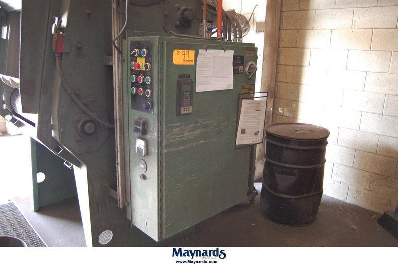 GOFF PERFORATED-DRUM ABASIVE BLAST CLEANING MACHINE W/ DUST COLLECTOR: YOBRO #25939