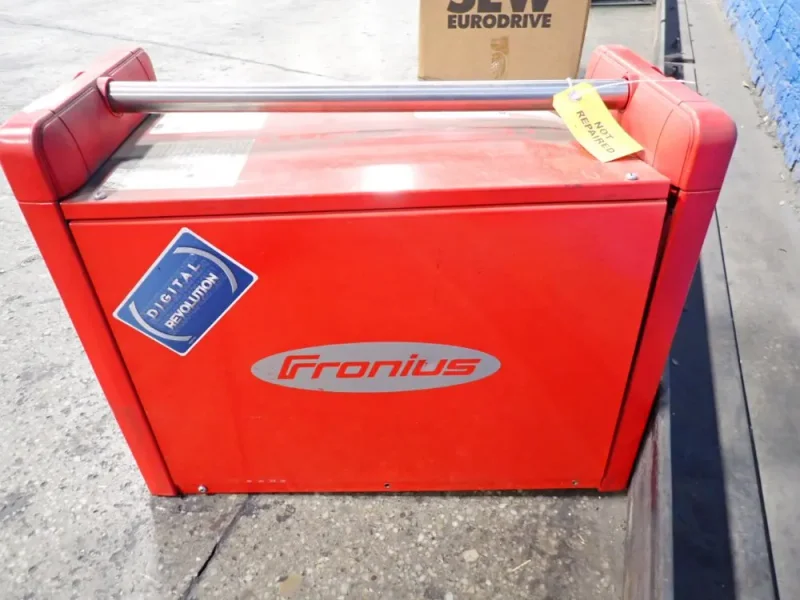 FRONIUS 400 AMPS WELDING POWER SOURCE  -  TRANSPULS SYNERGIC 4000 MV