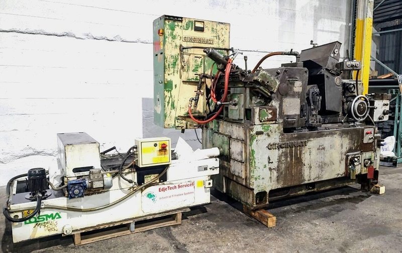 CINCINNATI #220-8 4.75" CENTERLESS GRINDER