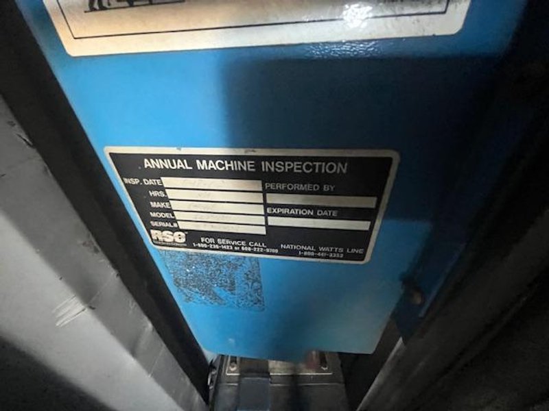 24&quot; GENIE MAN LIFT STOCK #3883