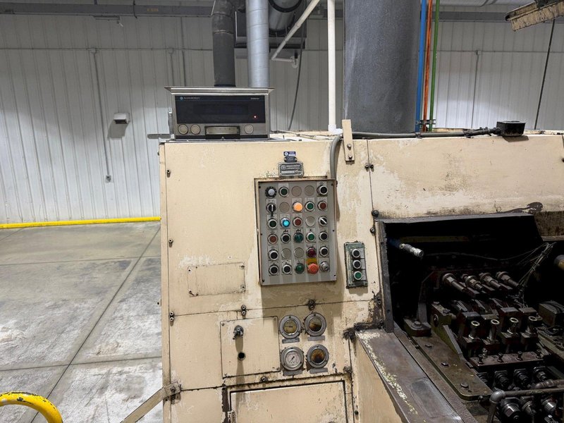 Nedschroef Model HBV-3 4 Die Progressive Header