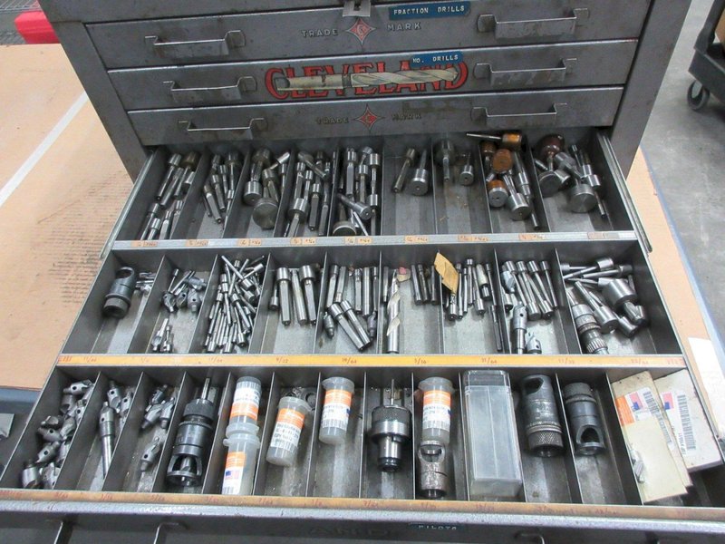 Cleveland Reamers and Twist Drills 6 Drawer Cabinet with Contents- Auction Item