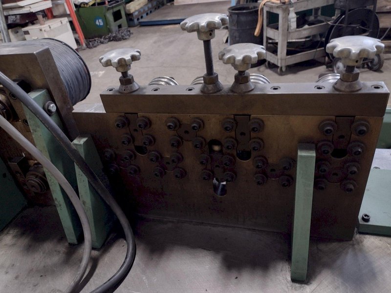 BURR OAK MODEL #VBHB RETURN TUBE BENDER &amp; MODEL #MTCO STRAIGHTENER FEEDER: STOCK #15868