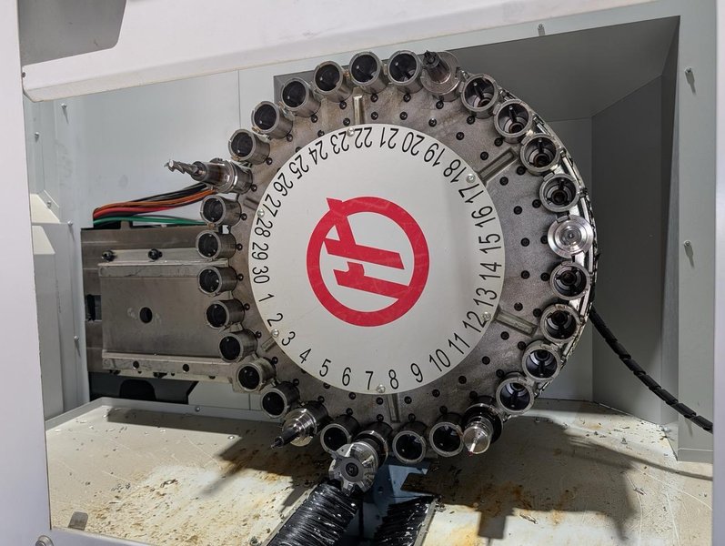 Haas UMC-750 5-Axis UMC, 2023 – 15,000 RPM Spindle, Chip Conveyor, Rigid Tapping