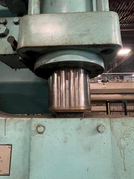 90 TON X 8' CINCINNATI HYDRAULIC PRESS BRAKE: STOCK #76649