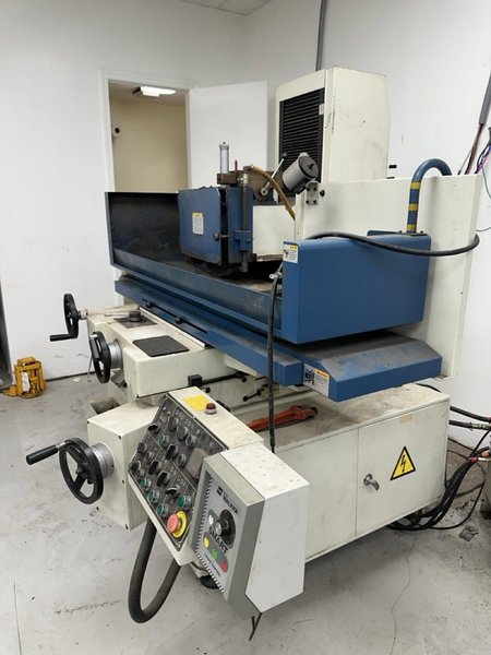 Kent KGS-63AHD Precision Hydraulic Surface Grinder, 2005 – 12″ × 24″ Table, Auto Feed, Excellent Condition