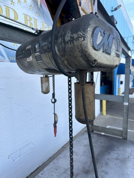 12&#039; SHOP MADE CRANE SYSTEM WITH (2) 1 TON CM ELECTRIC HOIST: STOCK #77843