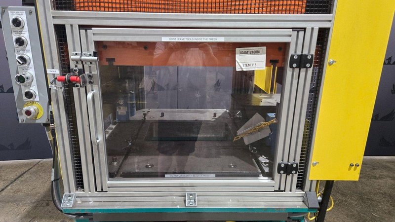 TOX PRESSOTECHNIK MAG 20 TON HYDRAULIC AIR PRESS, 2021