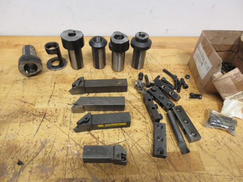 Eagle Rock Quick Acting Clamp Type Knurling Tool with Manual Lathe Shank, Model K1-201-40, with Assorted Lathe Tooling and Boring Bar Sleeves- Auction Item