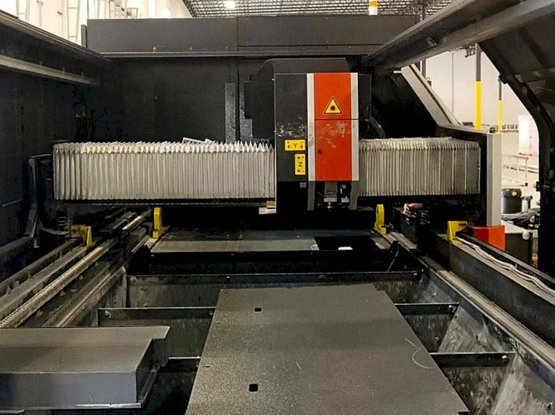 Amada Ventis 3015 AJ Fiber Laser
