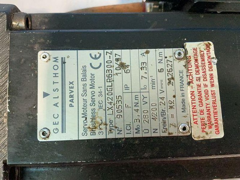 Parvex Servo Motor W/ Neugart Pl90s/mo/vo - Lx420clr6300-z