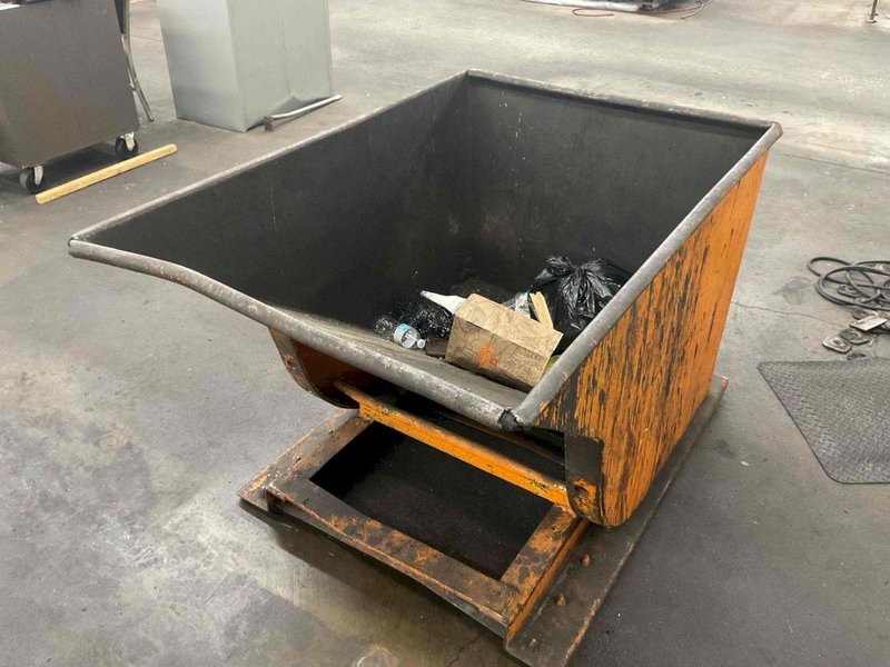 1 - PREOWNED SCRAP HOPPER