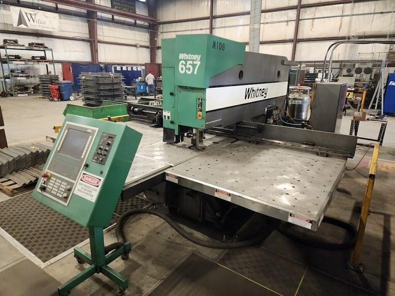 USED WHITNEY HYDRAULIC CNC 40 TON PUNCH 130 AMP PLASMA MODEL 657, Stock# 11028, Year: 2012