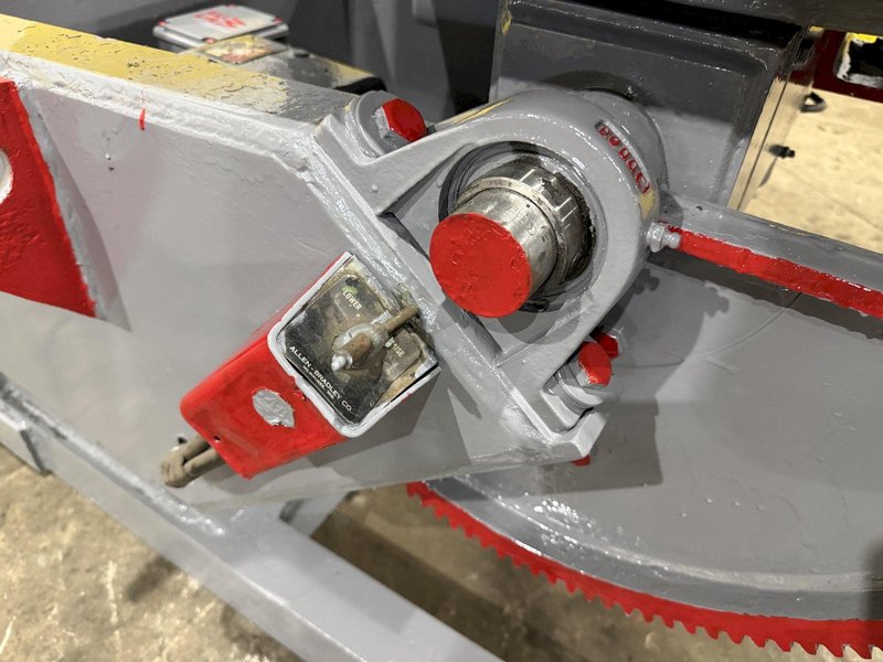 3,000 LBS READCO - UNIQUE MODEL #UPC-30-6 MC POWERED WELDING POSITIONER: YOBRO #25846