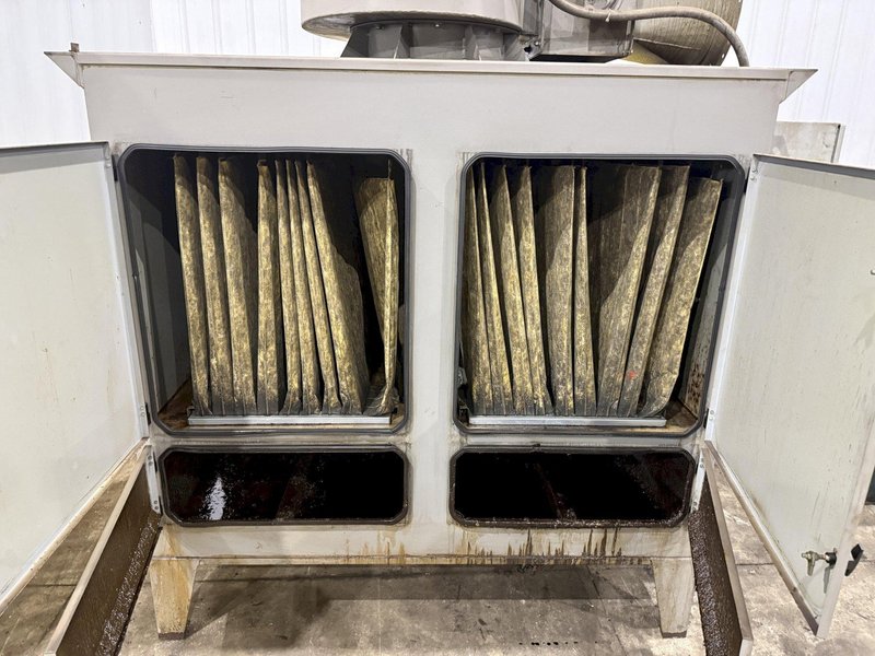 2,500 CFM UAS DUST-HOG MODEL F2500 MIST COLLECTOR: YOBRO #24127