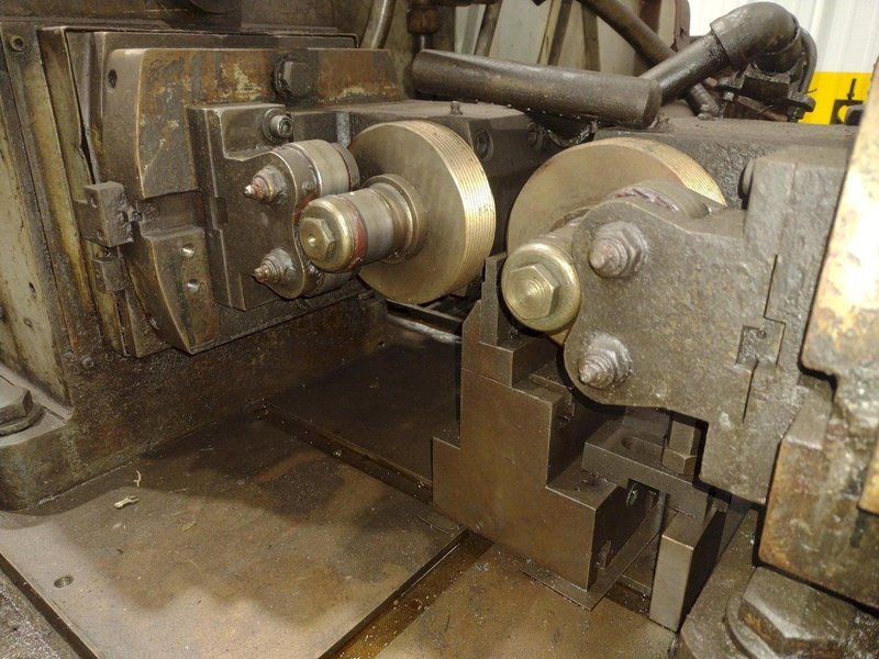 2&quot; REED MODEL #B112 THREAD ROLLER: STOCK #20040