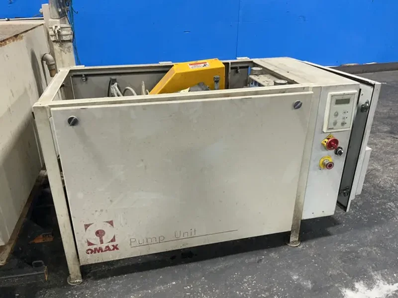 OMAX 126” X 60” X 32” JET MACHINING CENTER   -  55100