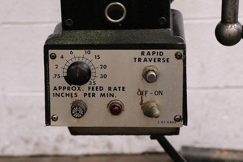 BRIDGEPORT VERTICAL MILLING MACHINE, MODEL SERIES I