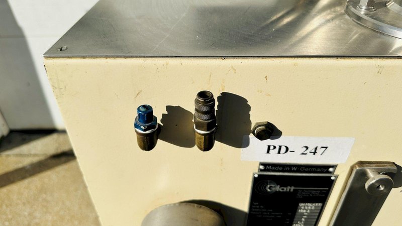 Glatt Air Techniques  |  UNIGLATT Fluid Bed Dryer  |  Size 6