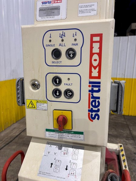 (2) 13,000 LBS STERTIL-KONI MODEL ST-1060 HEAVY DUTY MOBILE COLUMN LIFT JACKS: YOBRO #24508