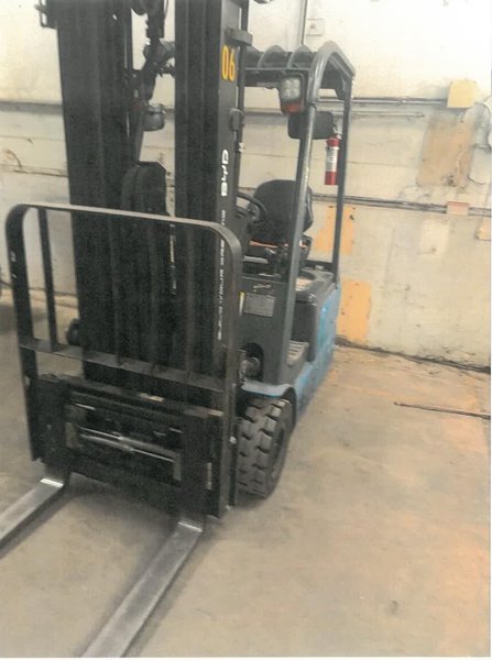 BYD ECB18-3W 4,000-Lb 3-Wheel Electric Forklift, 2023 (3)