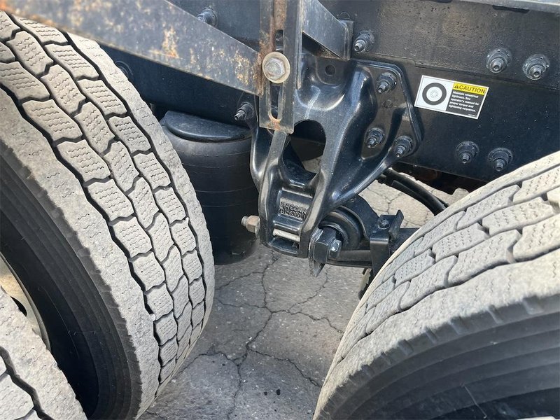 2023 Peterbilt 389 1XPXD49X5PD858396