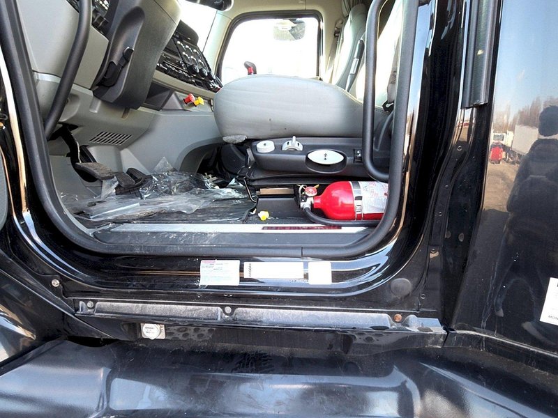 Kenworth T680 Sleeper Truck, 2020 – Paccar MX-13, Eaton Auto