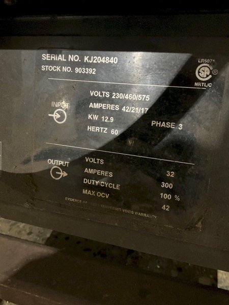 MILLER DELTAWELD 302 CV/DC WELDER USED