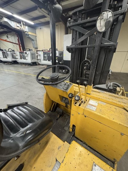 Drexel SL44/4 4,400 Lb Capacity Electric Forklift, Swing Reach Mast, Narrow Aisle